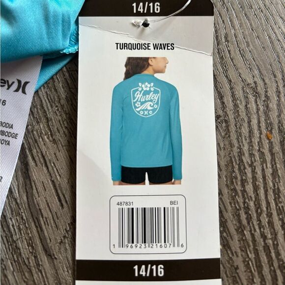 Hurley Youth Girl's Long Sleeve UPF 50+ Moisture Wicking Swim Top - Picture 3 of 4